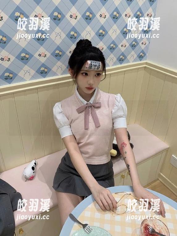 51吃瓜 下载51吃瓜fun,天天都有新瓜等你来吃,爽翻天!
