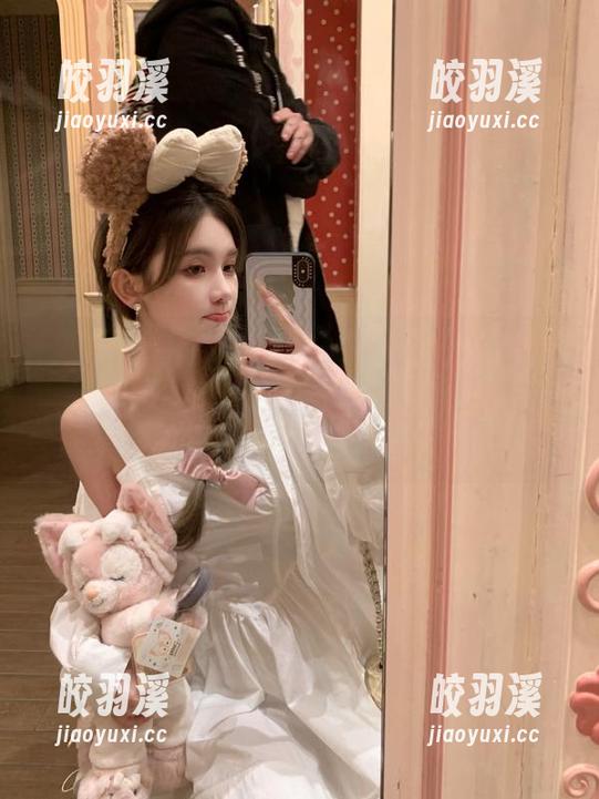 51吃瓜 这年头,人人都喜欢“51吃瓜fun”网页,难道吃瓜成了一种新的社交方式?