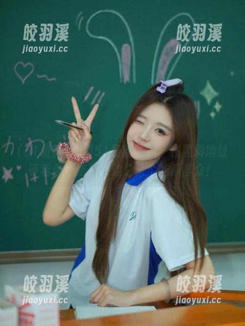 51最新吃瓜：在黑料地址等着你，结果旁边总来个吃瓜群众！