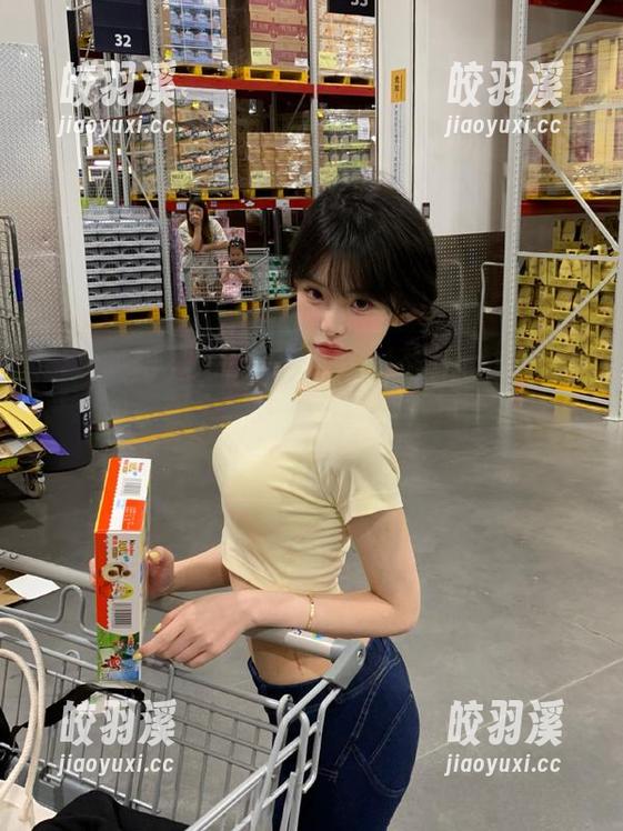 51朝阳群众 每次观看51朝阳群众的瓜,心里那叫个好奇,却总像被拉上了热搜的边缘。