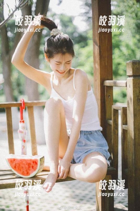 突然想问，51爆料app里的瓜和我喝的奶茶哪个更香？
