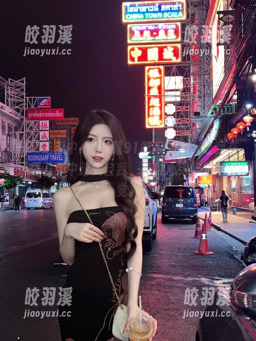 91吃瓜中心 下载91吃瓜中心,让我在层层八卦中迷失自我,有种心灵出轨的感觉。