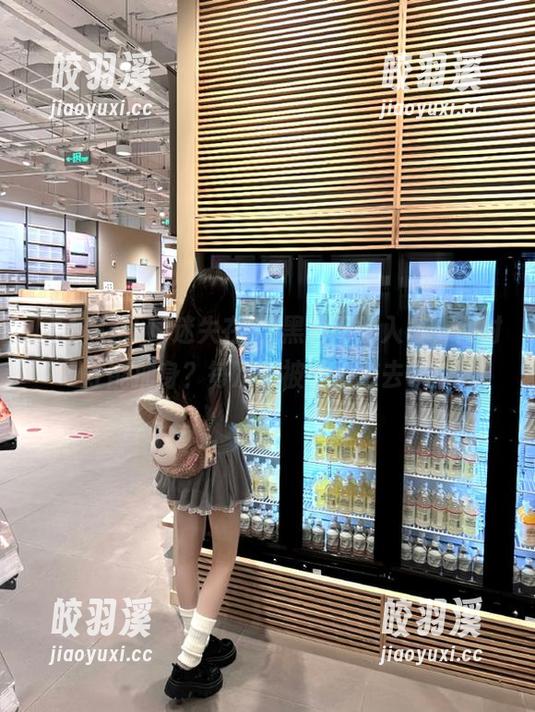 91黑料网 迷失在91黑料网的入口,何时才能抽身?每次都被吸引进去了!