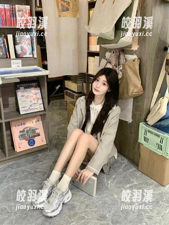 注定变得五光十色的五一假期，记得登录“五一黑料”再欣赏下！