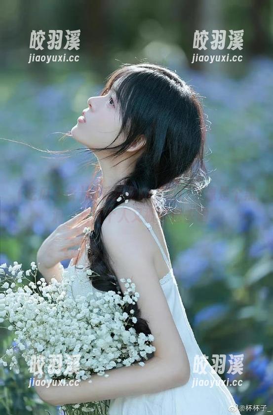 吃瓜头条的“入口”像是个黑洞，我这个人又被吸进去啦。