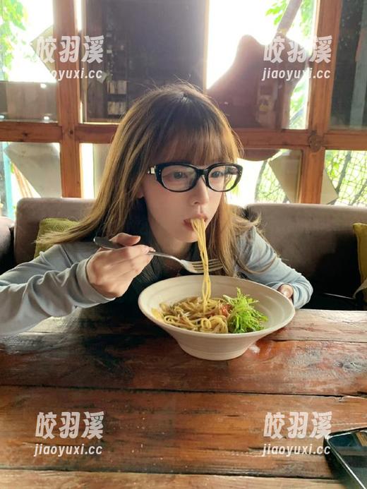 吃瓜网 沿着吃瓜网的入口走下去,仿佛进入了平行宇宙,脑洞大开!