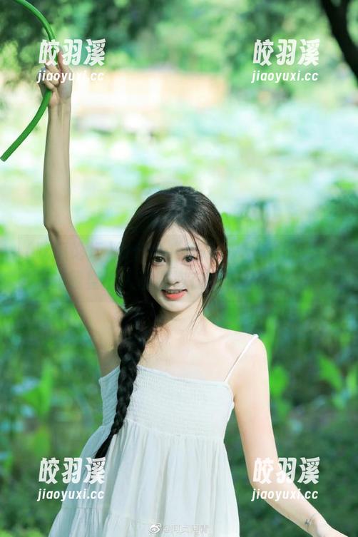 吃瓜论坛 为什么“吃瓜论坛”的ios版本让我整个人都浸泡在嘲讽的海洋里?