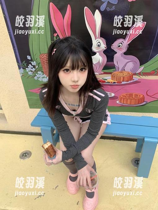 翻到首页的那一刻，明星黑料完全超出我的想象，有点辣眼睛！