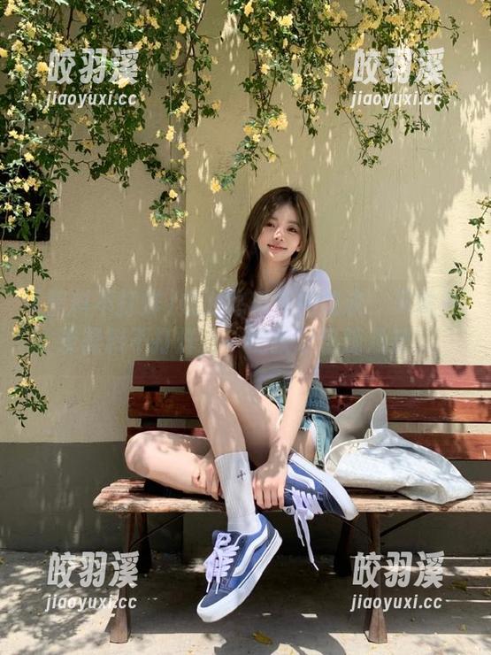 成为吃瓜王的秘诀：只需登录黑料不打烊，一键获取热辣八卦！