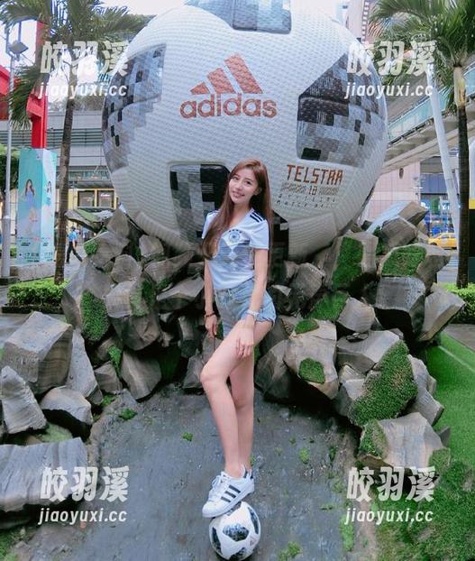 黑瓜吃料 视频天天在更新,“黑瓜吃料”果真是个小时代的无声巨人!